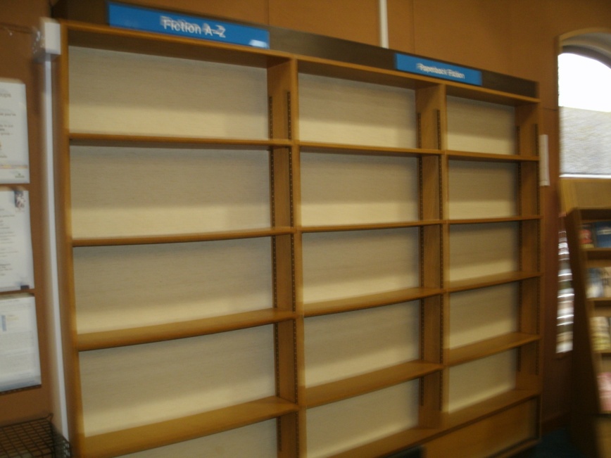 Stony Stratford, 2011. Los ciudadanos le acaban de explicar a los políticos municipales cuánto les importa su biblioteca.  (Fuente: Stony Stratford Library)